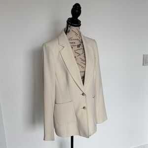 ✨SOLD✨ Karl Lagerfeld Cream Women's Blazer